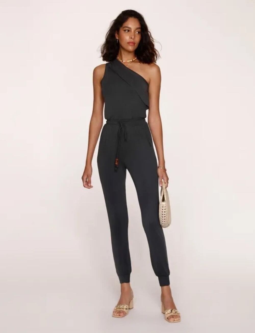 NEW HEARTLOOM Sierra Jumpsuit Medium One Shoulder NWOT Black Stretch Elastic